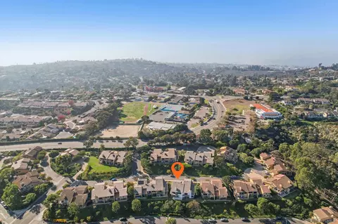 View/Area - 6543 Caminito Catalan, La Jolla, CA 92037 photo 1 of 9