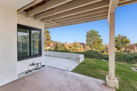 Exterior - 6543 Caminito Catalan, La Jolla, CA 92037 photo 5 of 8