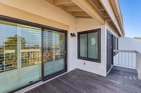 Exterior - 6543 Caminito Catalan, La Jolla, CA 92037 photo 3 of 8