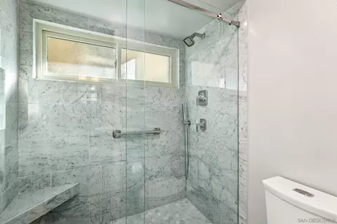 Bath - 6543 Caminito Catalan, La Jolla, CA 92037 photo 4 of 5