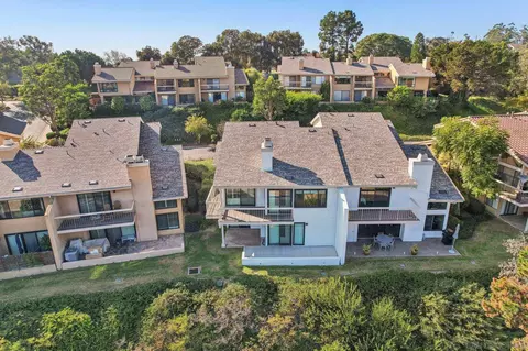 View/Area - 6543 Caminito Catalan, La Jolla, CA 92037 photo 8 of 9