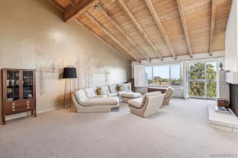 Living - 6543 Caminito Catalan, La Jolla, CA 92037 photo 3 of 8
