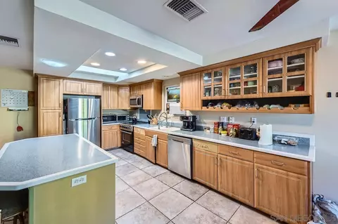 Kitchen - 2114 Rowley Ave, Ramona, CA 92065 photo 2 of 2