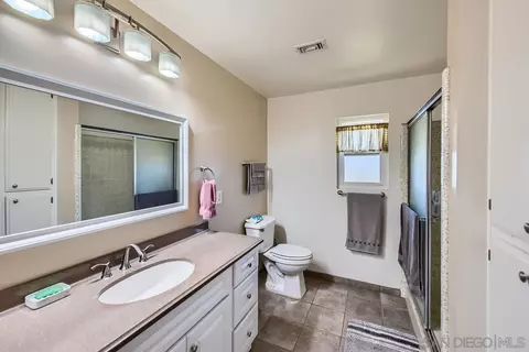 Bath - 2114 Rowley Ave, Ramona, CA 92065 photo 4 of 4