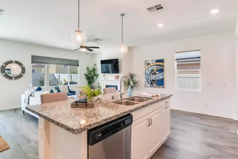 1484 Wicklow Ave, Redlands, CA 92374 photo 9