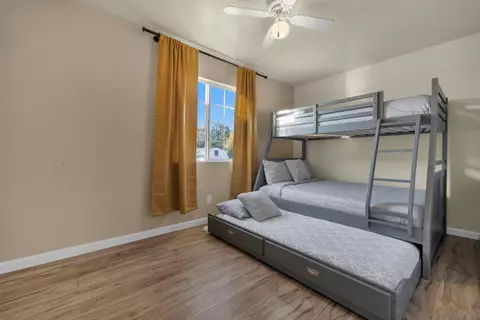 Bedroom - 2779 Lakeview Dr, Julian, CA 92036 photo 4 of 4