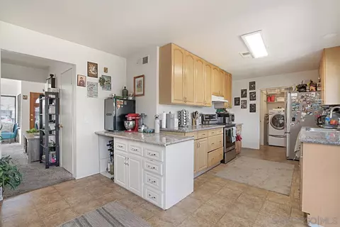 13851 Wayland Grove Ct, Poway, CA 92064 photo 13