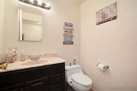 13851 Wayland Grove Ct, Poway, CA 92064 photo 16