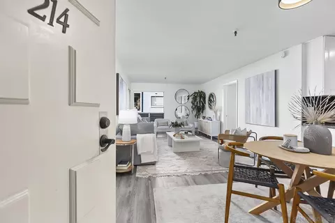 4730 Noyes St #214, San Diego, CA 92109