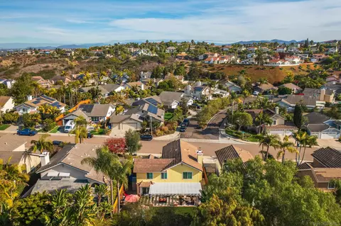 1736 Swallowtail Rd, Encinitas, CA 92024 photo 2