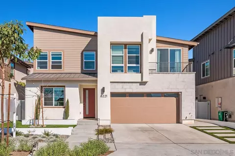 8221 Rose Quartz Cir, San Diego, CA 92126