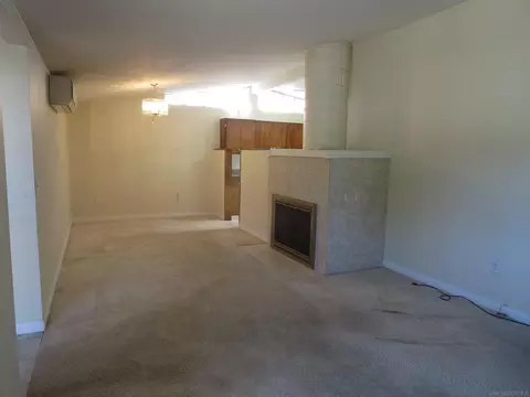 Living - 13914 Powers Rd, Poway, CA 92064 photo 2 of 5