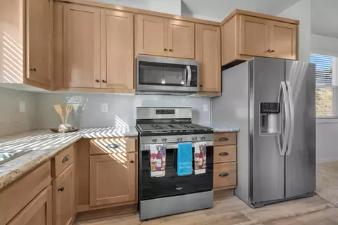 Kitchen - 13217 Aurora Dr #28, El Cajon, CA 92021 photo 7 of 7