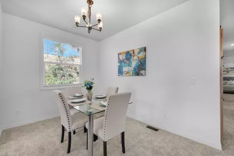 Dining - 13217 Aurora Dr #28, El Cajon, CA 92021 photo 3 of 3