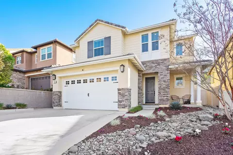 327 Ventasso Way, Fallbrook, CA 92028 photo 8