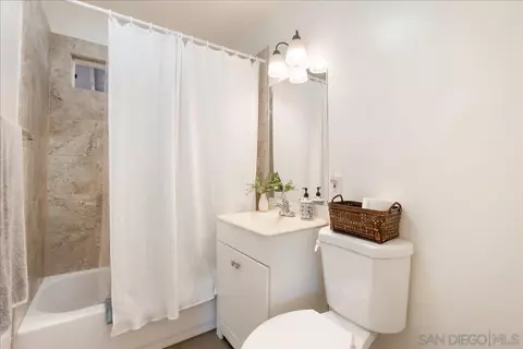 Bath - 716 8th St, Ramona, CA 92065 photo 1 of 1