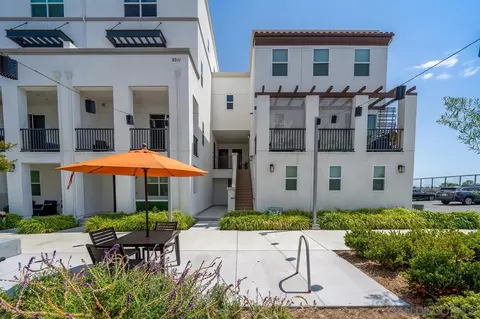 2011 Luzon #1, Chula Vista, CA 91915