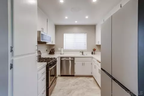 898 Friendly Cir, El Cajon, CA 92021 photo 13