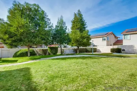 898 Friendly Cir, El Cajon, CA 92021 photo 38
