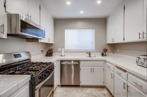 898 Friendly Cir, El Cajon, CA 92021 photo 14