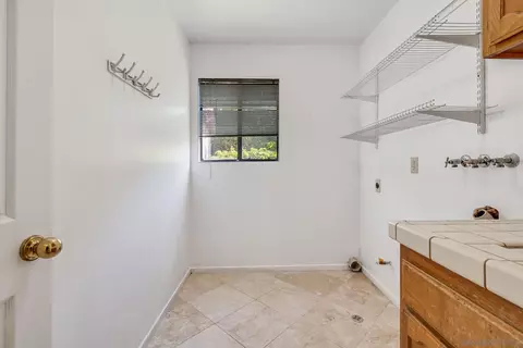 2336 Cortina Cir, Escondido, CA 92029 photo 15