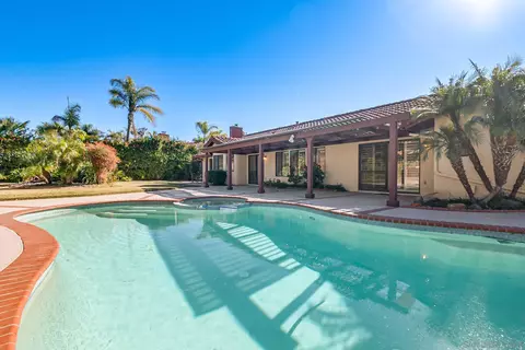 2336 Cortina Cir, Escondido, CA 92029 photo 4