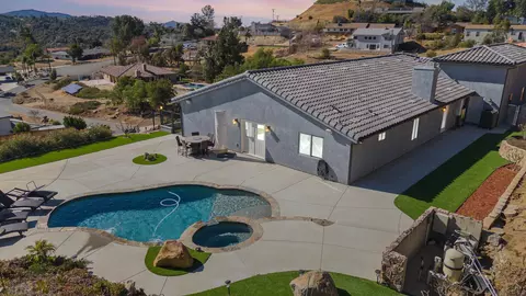 1852 Scenic View Pl, Alpine, CA 91901