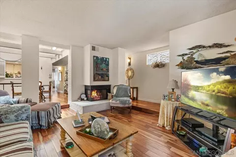 847 B Ave, Coronado, CA 92118 photo 6