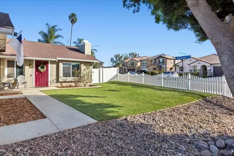 9641 Follett Dr, Santee, CA 92071 photo 4
