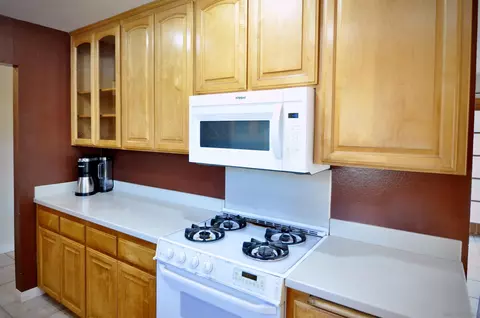 Kitchen - 12549 Taunt Pl, Poway, CA 92064 photo 3 of 4