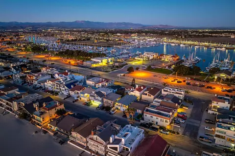View/Area - 3412 Ocean Dr, Oxnard, CA 93035 photo 15 of 17