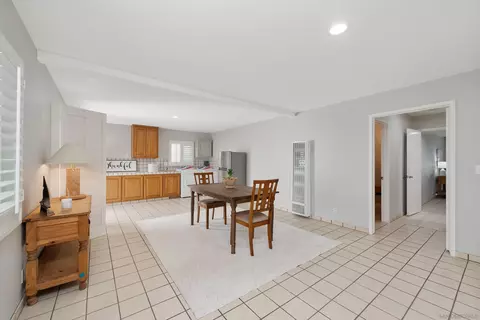 Dining - 3412 Ocean Dr, Oxnard, CA 93035 photo 3 of 4