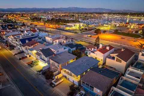 View/Area - 3412 Ocean Dr, Oxnard, CA 93035 photo 17 of 17