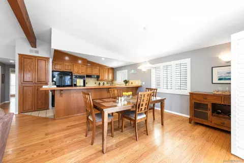 Dining - 3412 Ocean Dr, Oxnard, CA 93035 photo 1 of 4