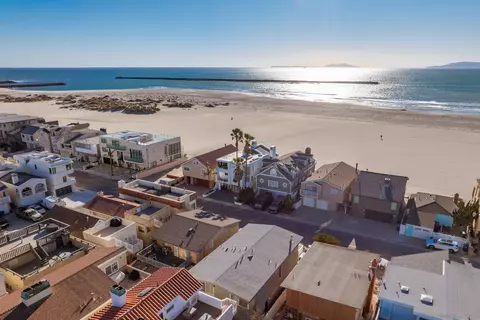 View/Area - 3412 Ocean Dr, Oxnard, CA 93035 photo 2 of 17