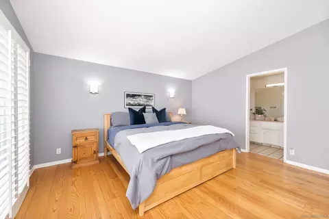 Bedroom - 3412 Ocean Dr, Oxnard, CA 93035 photo 1 of 4
