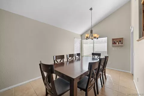 12849 Meseta, Lakeside, CA 92040 photo 8