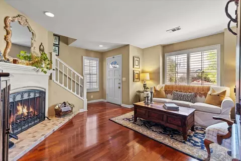 4088 Falcon St, San Diego, CA 92103