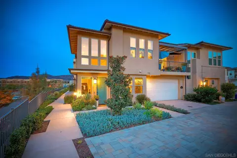 16750 Coyote Bush Dr #104, San Diego, CA 92127