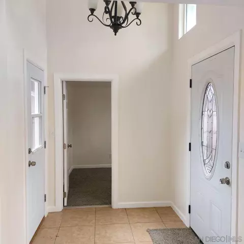942 D St, Ramona, CA 92065 photo 2