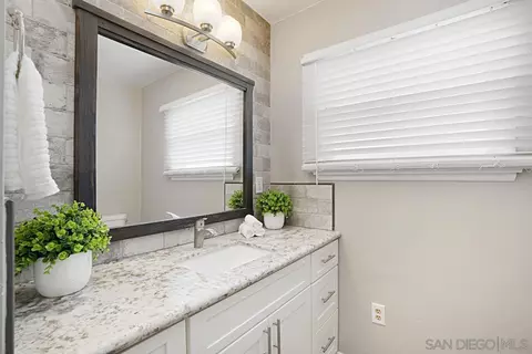 Bath - 8643 Sands Ave, Riverside, CA 92504 photo 2 of 3
