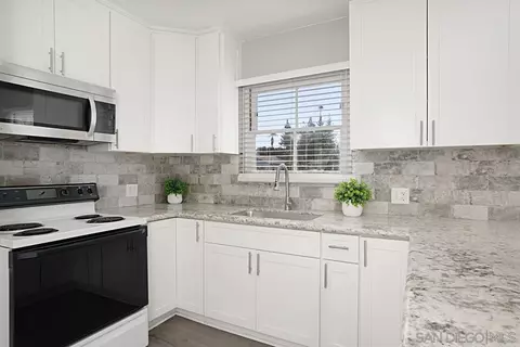 Kitchen - 8643 Sands Ave, Riverside, CA 92504 photo 2 of 4