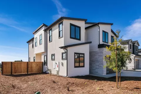1756 Whaley St, Oceanside, CA 92054 photo 4