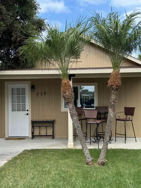 734-738 Grapevine Rd, Vista, CA 92083 photo 4