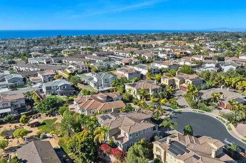 View/Area - 527 Quail Pointe Ln, Encinitas, CA 92024 photo 2 of 6
