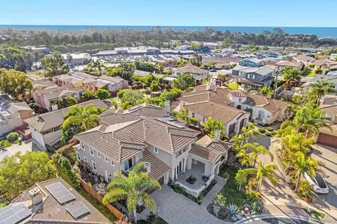 View/Area - 527 Quail Pointe Ln, Encinitas, CA 92024 photo 1 of 6