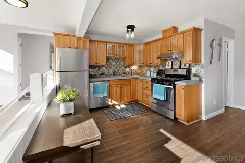 9455 Vista Dr, Spring Valley, CA 91977 photo 12