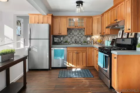 9455 Vista Dr, Spring Valley, CA 91977 photo 13