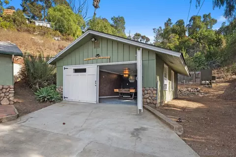 9455 Vista Dr, Spring Valley, CA 91977 photo 41