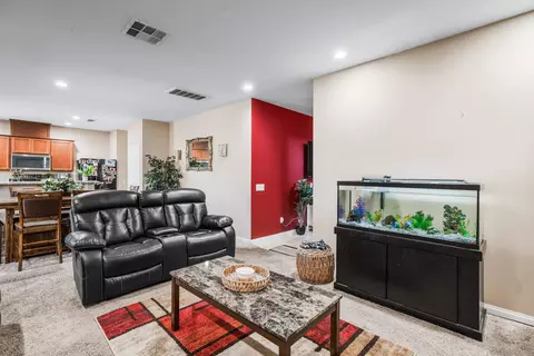 Living - 32662 Bodley Ct, Temecula, CA 92592 photo 4 of 4